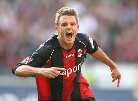 一脚的不够 一脚的不够